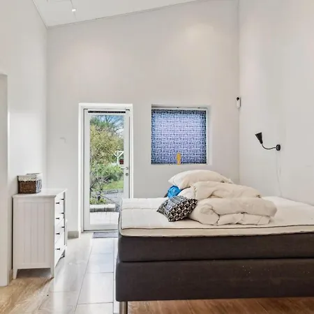 Gorgeous In With Wifi *